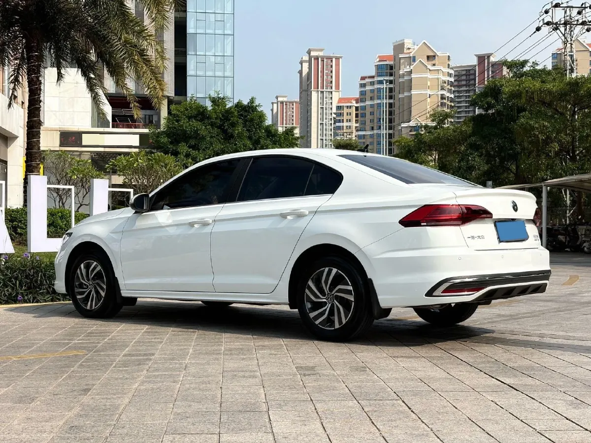 2025 Volkswagen Bora 1.4T 150HP L4 7DCT,autocango,china used car exporter,china ev exporter,chinese used car exporter,chinese used ev exporter