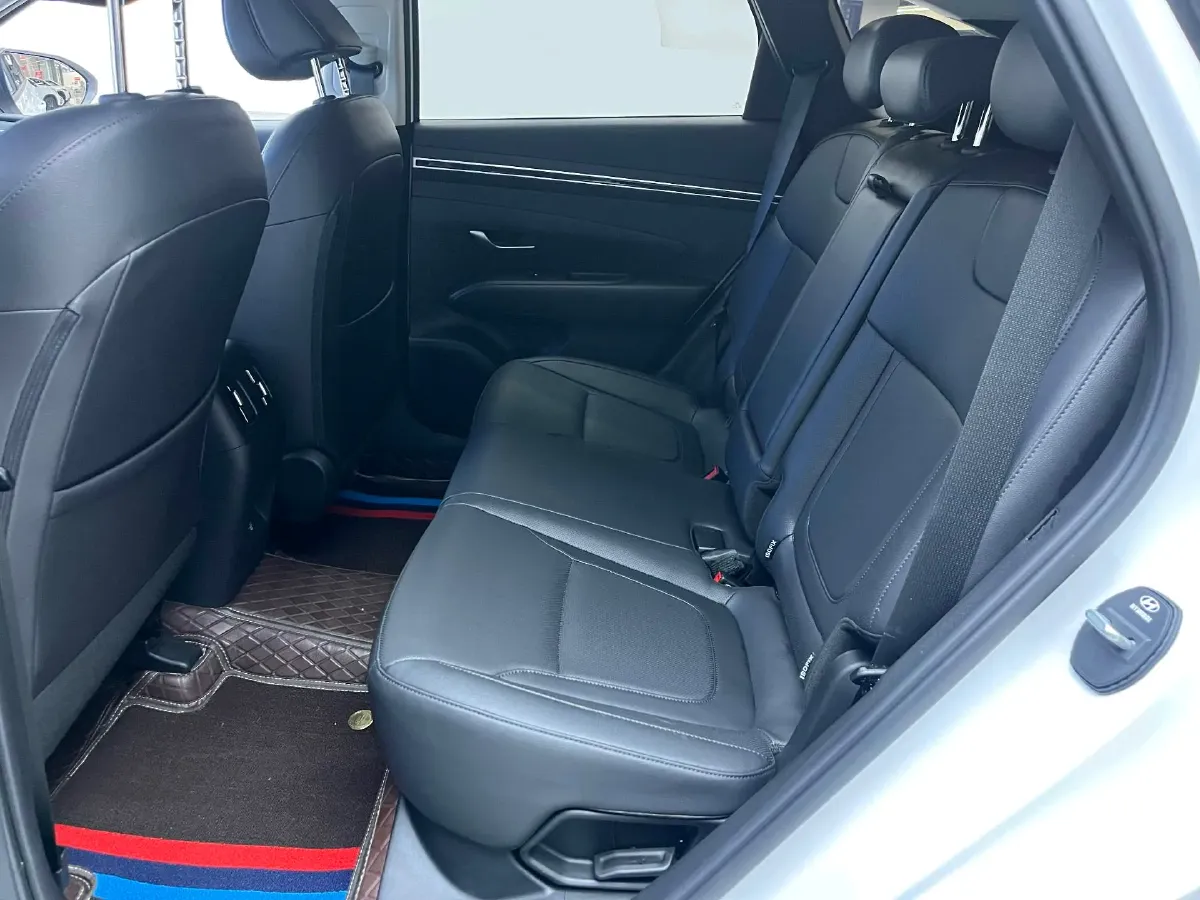 2023 Hyundai Tucson 1.5T 200HP L4 8AT,autocango,china used car exporter,china ev exporter,chinese used car exporter,chinese used ev exporter