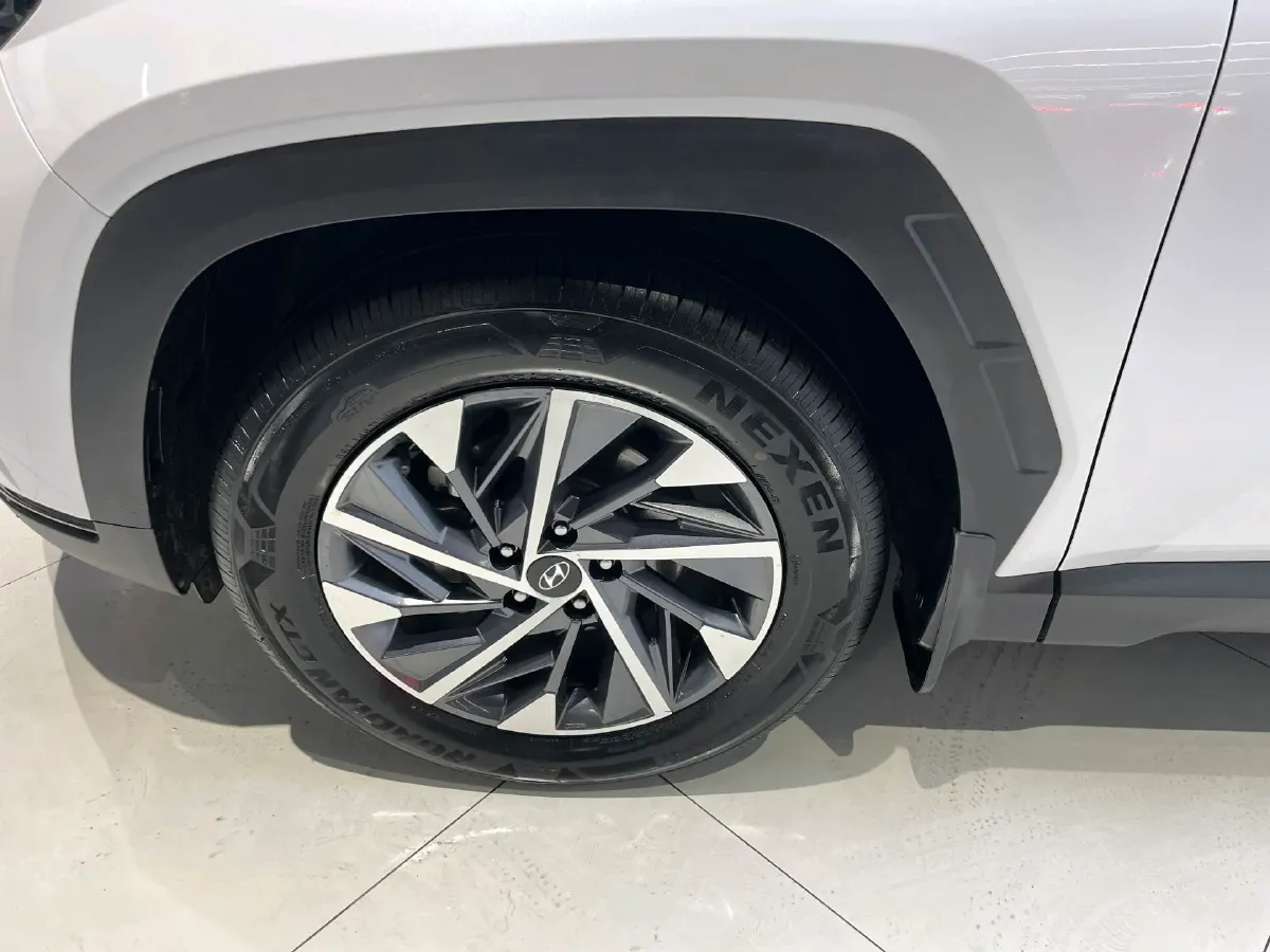 2023 Hyundai Tucson 1.5T 200HP L4 8AT,autocango,china used car exporter,china ev exporter,chinese used car exporter,chinese used ev exporter