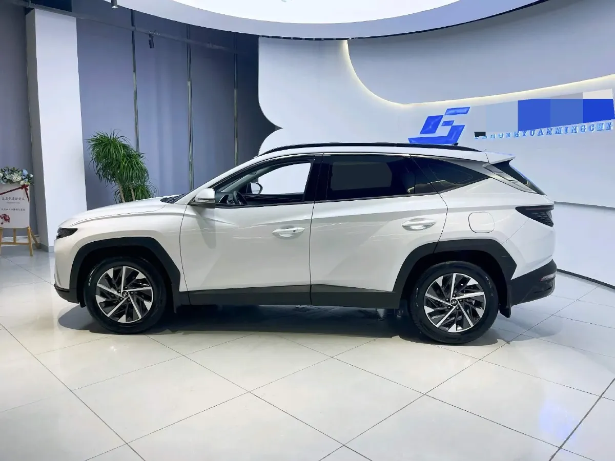 2023 Hyundai Tucson 1.5T 200HP L4 8AT,autocango,china used car exporter,china ev exporter,chinese used car exporter,chinese used ev exporter