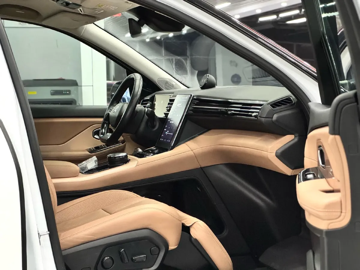 2018 NIO ES8 BEV 70KWH,autocango,china used car exporter,china ev exporter,chinese used car exporter,chinese used ev exporter