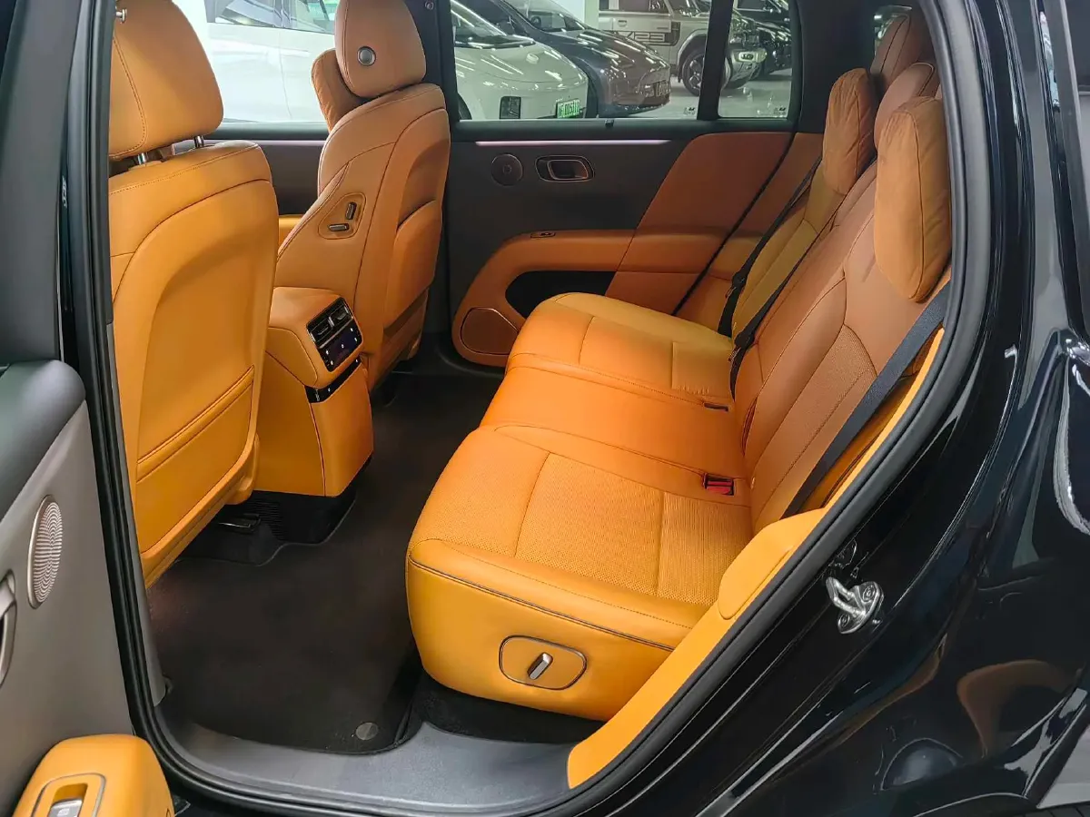 2025 Li i6 BEV,autocango,china used car exporter,china ev exporter,chinese used car exporter,chinese used ev exporter