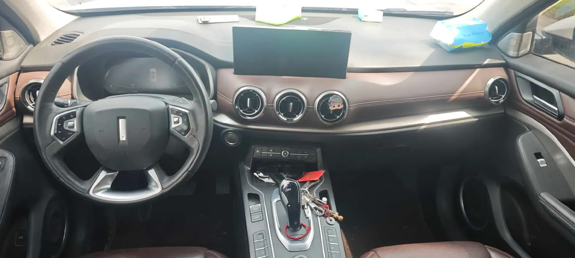 2021 WEY VV6 2.0T 227HP L4 7DCT,autocango,china used car exporter,china ev exporter,chinese used car exporter,chinese used ev exporter