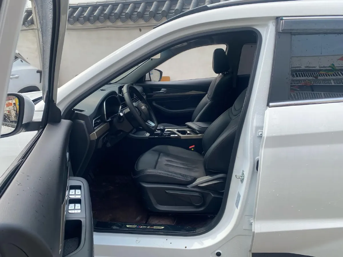 2025 Jetour X70 1.5T 156HP L4 6DCT,autocango,china used car exporter,china ev exporter,chinese used car exporter,chinese used ev exporter