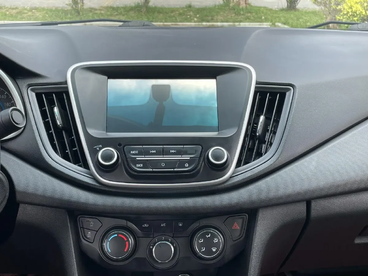 2018 Chevrolet Cavalier 1.5L 113HP L4 6AT,autocango,china used car exporter,china ev exporter,chinese used car exporter,chinese used ev exporter