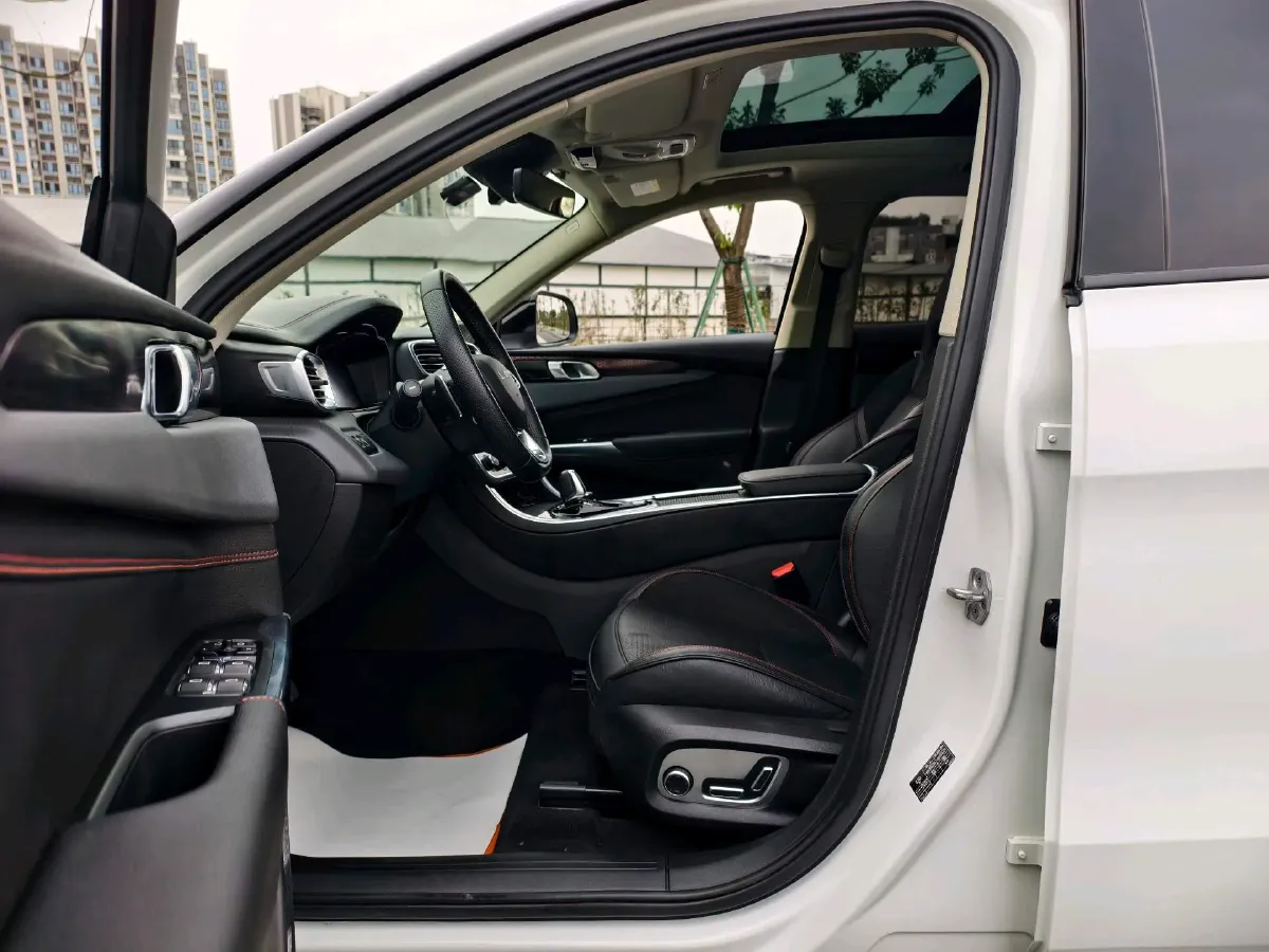 2017 Foton Sauvana 2.0T 218HP L4 6AT,autocango,china used car exporter,china ev exporter,chinese used car exporter,chinese used ev exporter