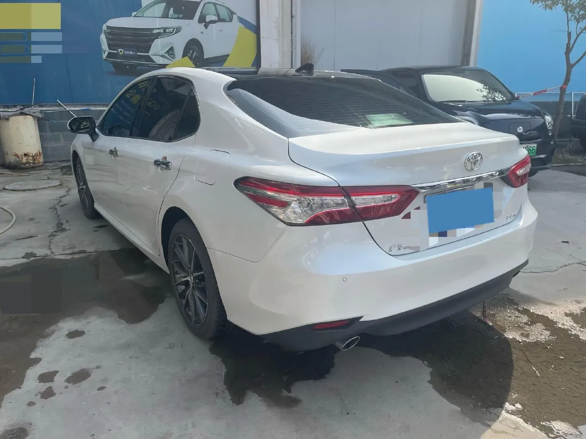 2021 Toyota Camry 2.5L 209HP L4 8AT,autocango,china used car exporter,china ev exporter,chinese used car exporter,chinese used ev exporter