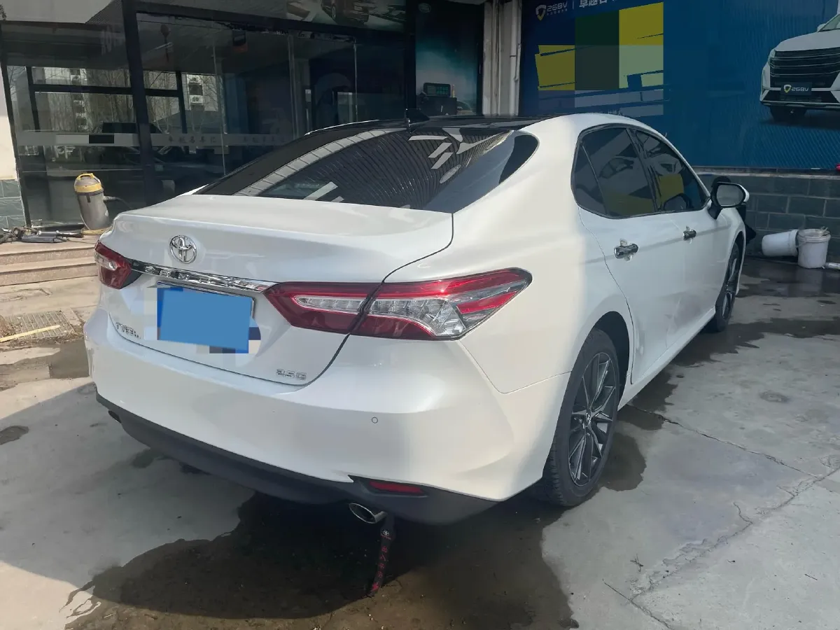 2021 Toyota Camry 2.5L 209HP L4 8AT,autocango,china used car exporter,china ev exporter,chinese used car exporter,chinese used ev exporter