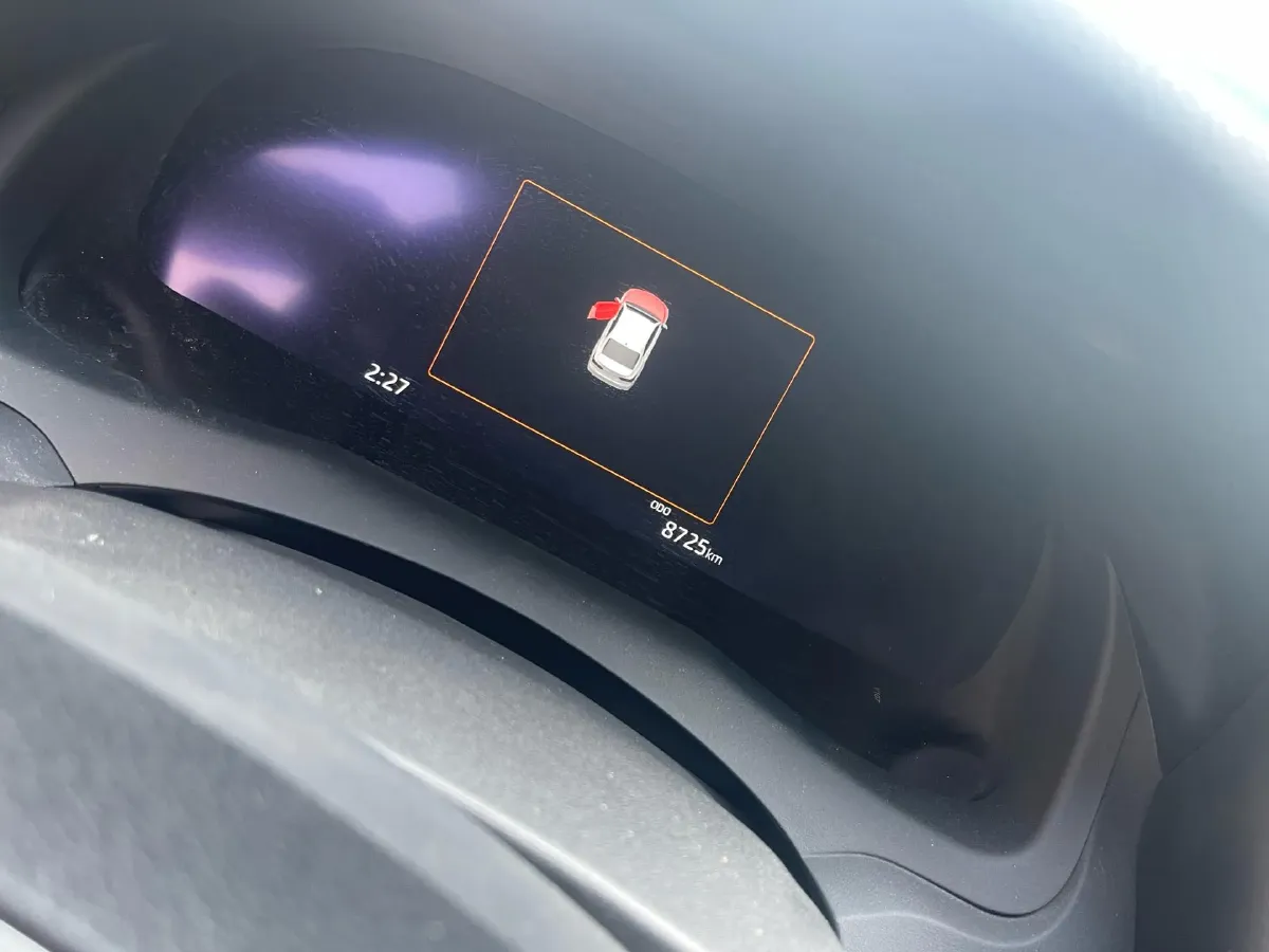 2021 Toyota Camry 2.5L 209HP L4 8AT,autocango,china used car exporter,china ev exporter,chinese used car exporter,chinese used ev exporter