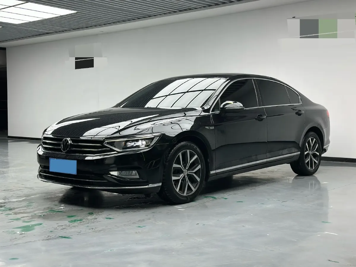 2020 Volkswagen Magotan 2.0T 186HP L4 7DCT,autocango,china used car exporter,china ev exporter,chinese used car exporter,chinese used ev exporter