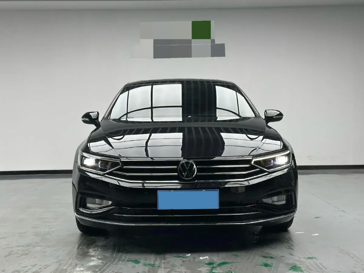 2020 Volkswagen Magotan 2.0T 186HP L4 7DCT,autocango,china used car exporter,china ev exporter,chinese used car exporter,chinese used ev exporter