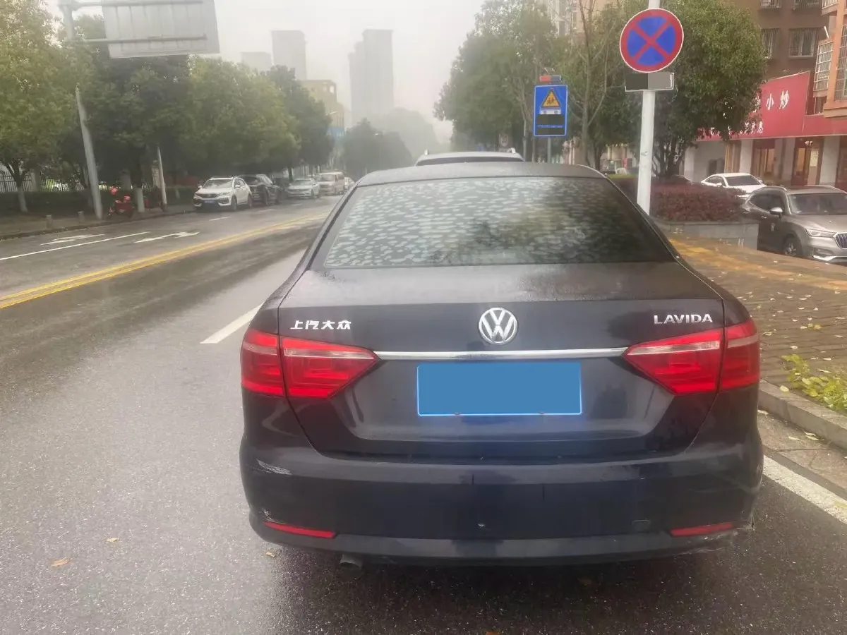 2013 Volkswagen Lavida 1.6L 110HP L4 6AT,autocango,china used car exporter,china ev exporter,chinese used car exporter,chinese used ev exporter