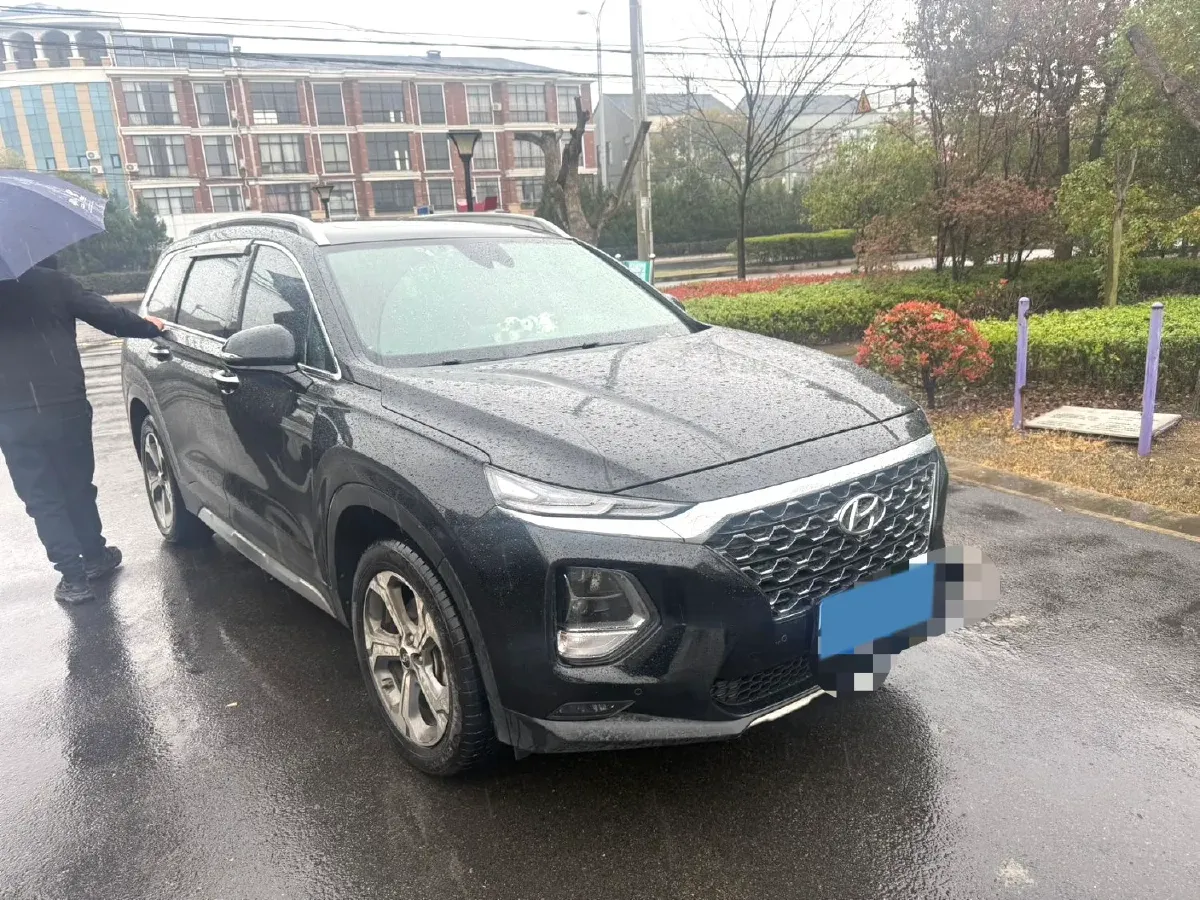 2021 Hyundai Custo 2.0T 236HP L4 8AT,autocango,china used car exporter,china ev exporter,chinese used car exporter,chinese used ev exporter