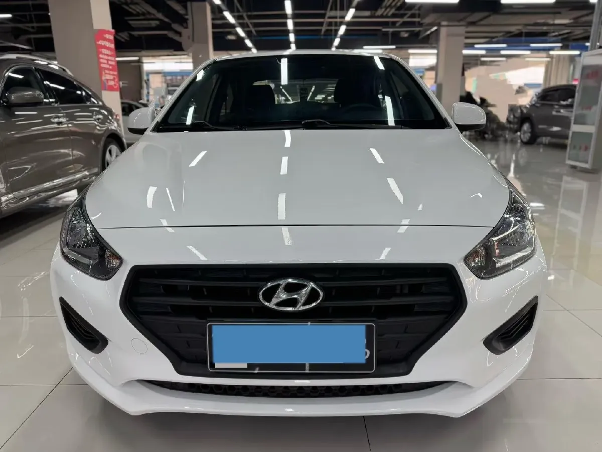 2017 Hyundai Reina 1.4L 95HP L4 5MT,autocango,china used car exporter,china ev exporter,chinese used car exporter,chinese used ev exporter