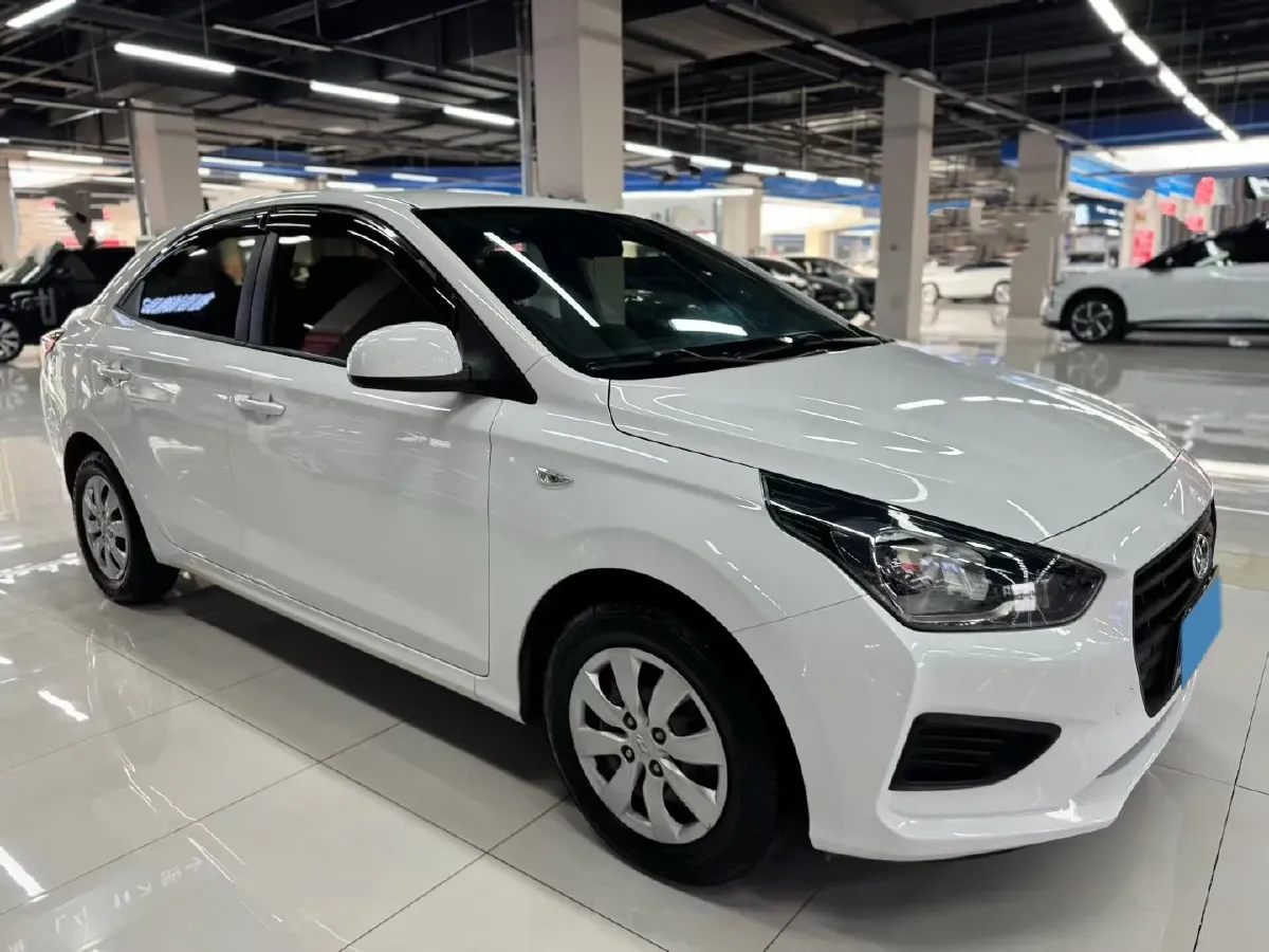 2017 Hyundai Reina 1.4L 95HP L4 5MT,autocango,china used car exporter,china ev exporter,chinese used car exporter,chinese used ev exporter