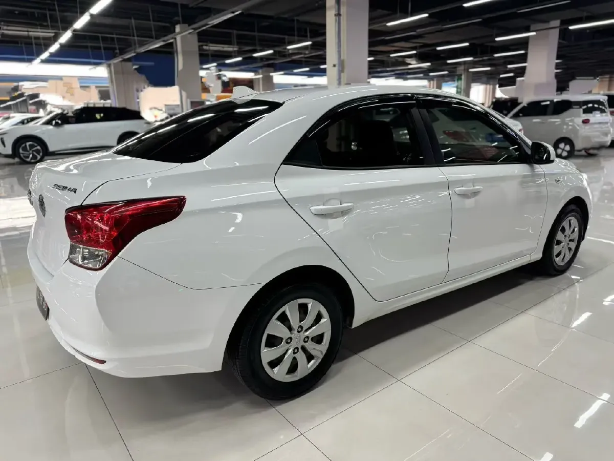 2017 Hyundai Reina 1.4L 95HP L4 5MT,autocango,china used car exporter,china ev exporter,chinese used car exporter,chinese used ev exporter