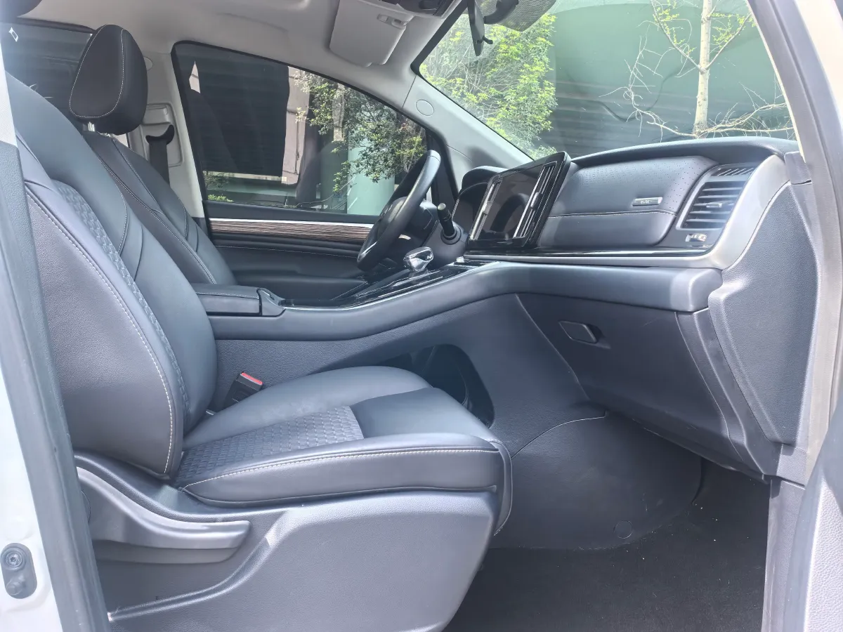 2023 GAC Trumpchi M8 2.0T 252HP L4 8AT,autocango,china used car exporter,china ev exporter,chinese used car exporter,chinese used ev exporter