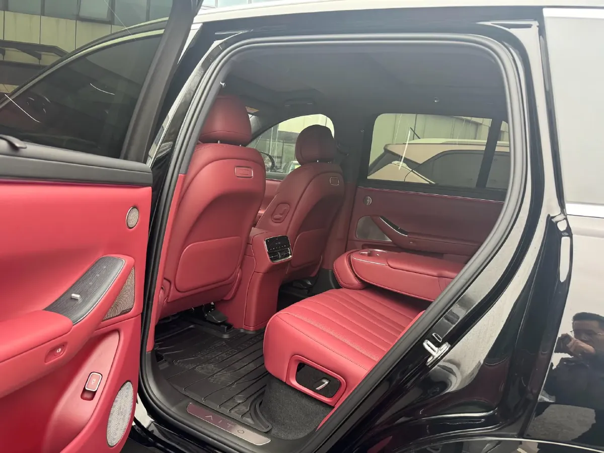 2026 AITO AITO M7 REEV 160HP REEV,autocango,china used car exporter,china ev exporter,chinese used car exporter,chinese used ev exporter