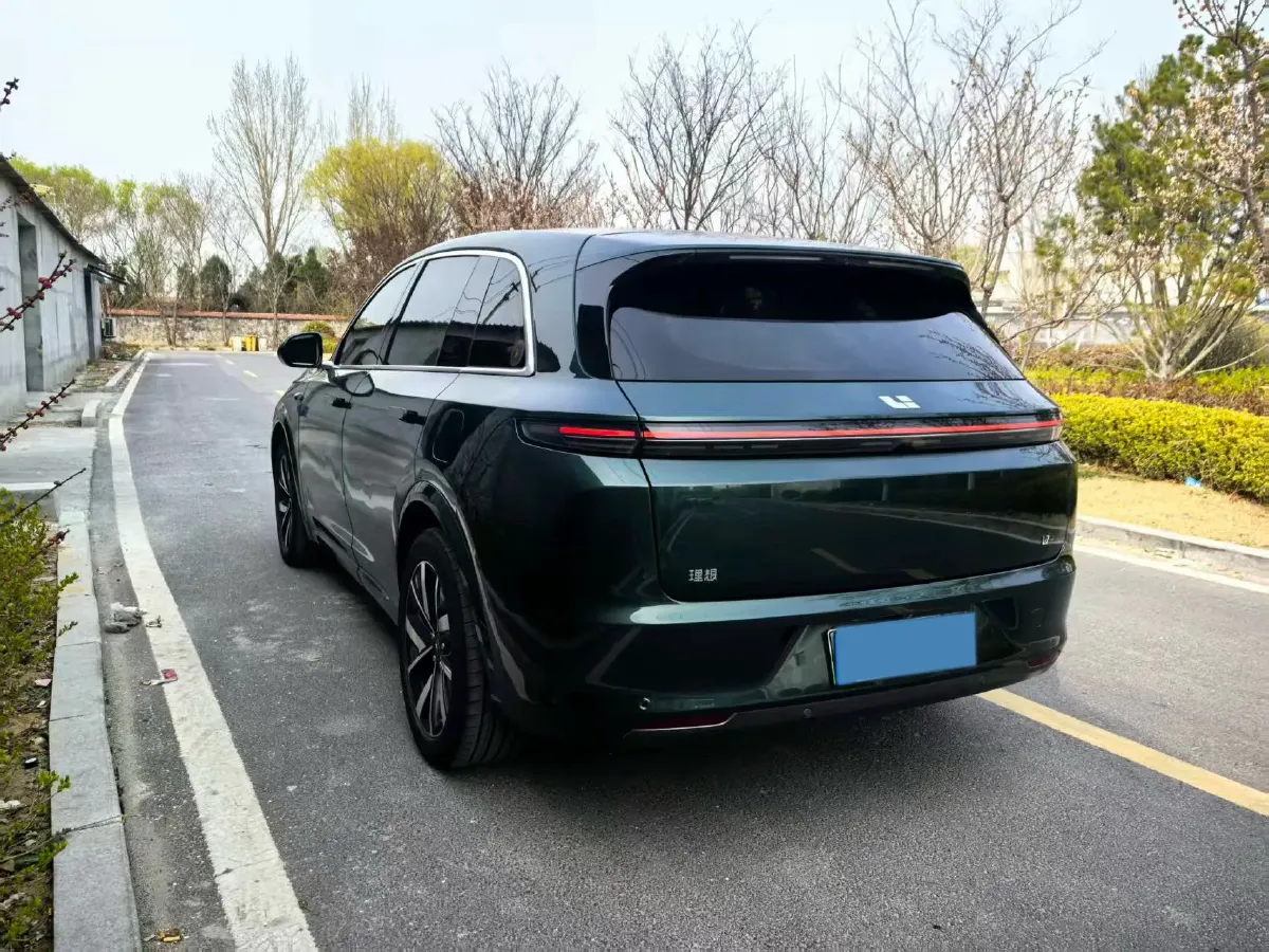 2023 Li L7 Range Extended 154HP REEV 40.9KWH,autocango,china used car exporter,china ev exporter,chinese used car exporter,chinese used ev exporter