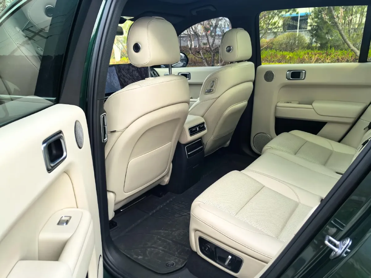 2023 Li L7 Range Extended 154HP REEV 40.9KWH,autocango,china used car exporter,china ev exporter,chinese used car exporter,chinese used ev exporter