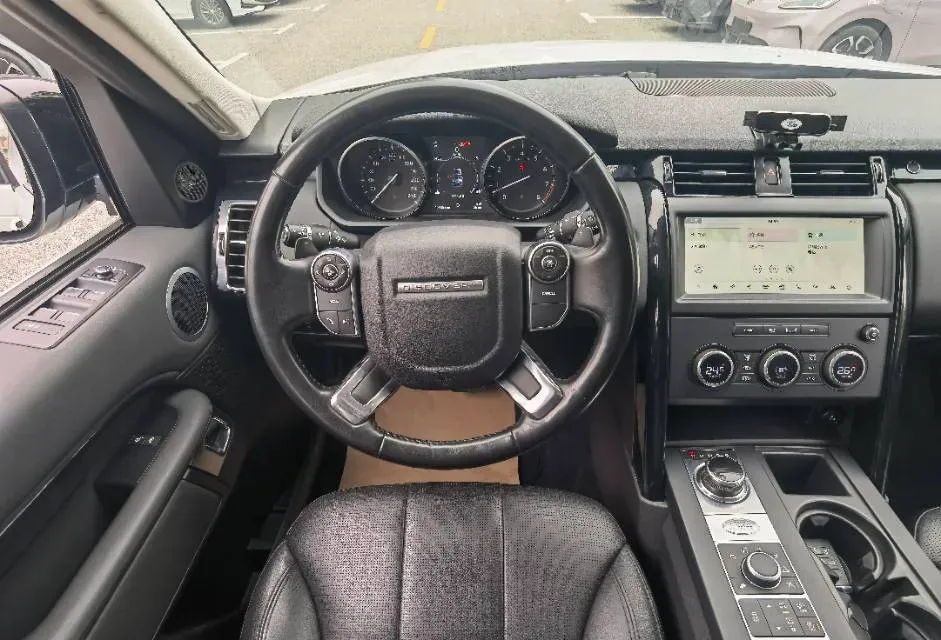 2018 Land Rover Discovery 3.0T 340HP V6 8AT,autocango,china used car exporter,china ev exporter,chinese used car exporter,chinese used ev exporter