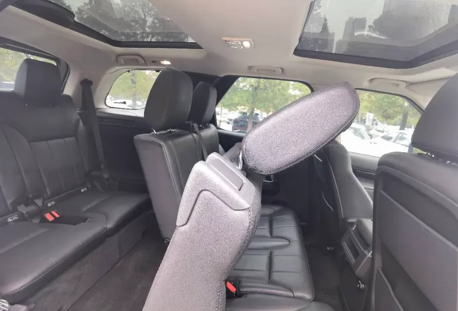 2018 Land Rover Discovery 3.0T 340HP V6 8AT,autocango,china used car exporter,china ev exporter,chinese used car exporter,chinese used ev exporter