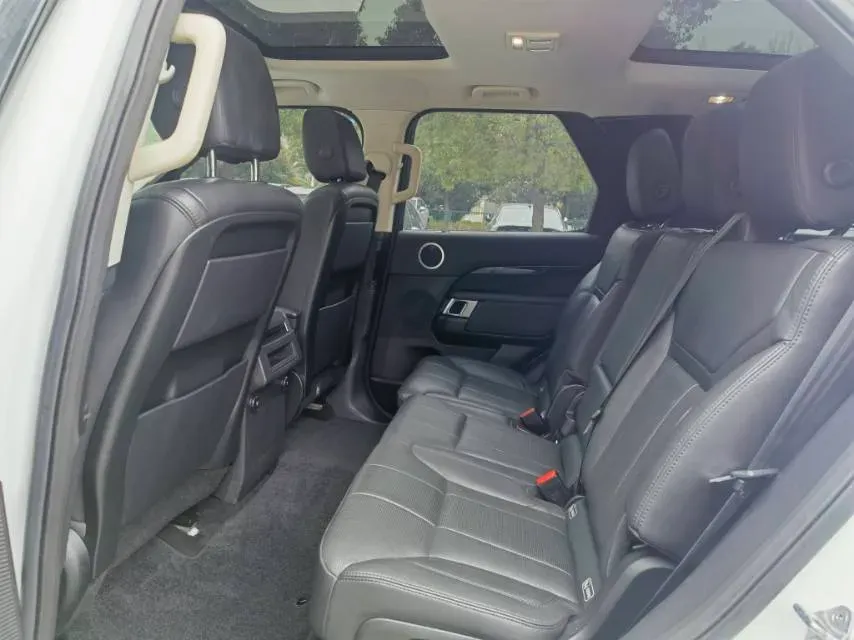 2018 Land Rover Discovery 3.0T 340HP V6 8AT,autocango,china used car exporter,china ev exporter,chinese used car exporter,chinese used ev exporter