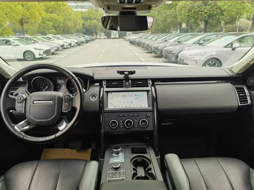 2018 Land Rover Discovery 3.0T 340HP V6 8AT,autocango,china used car exporter,china ev exporter,chinese used car exporter,chinese used ev exporter