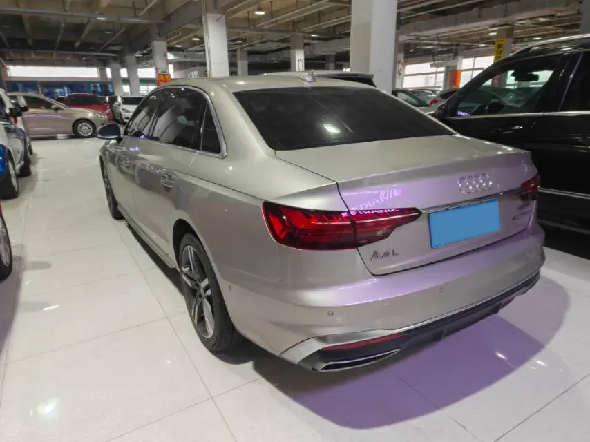 2020 Audi A4L 2.0T 190HP L4 7DCT,autocango,china used car exporter,china ev exporter,chinese used car exporter,chinese used ev exporter