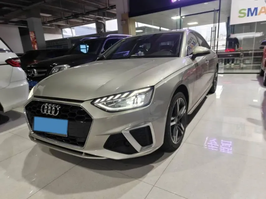 2020 Audi A4L 2.0T 190HP L4 7DCT,autocango,china used car exporter,china ev exporter,chinese used car exporter,chinese used ev exporter