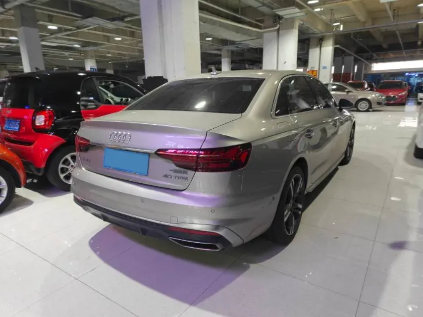 2020 Audi A4L 2.0T 190HP L4 7DCT,autocango,china used car exporter,china ev exporter,chinese used car exporter,chinese used ev exporter