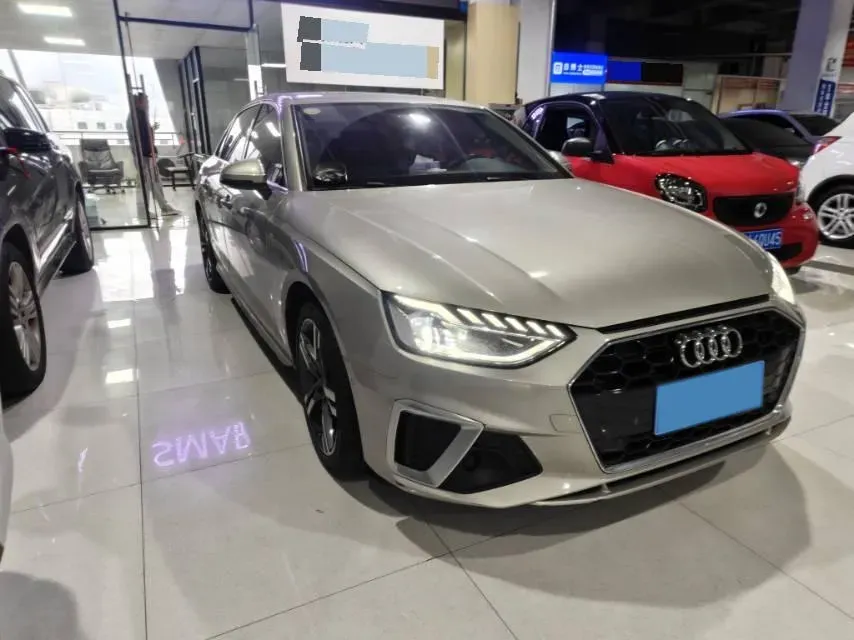 2020 Audi A4L 2.0T 190HP L4 7DCT,autocango,china used car exporter,china ev exporter,chinese used car exporter,chinese used ev exporter