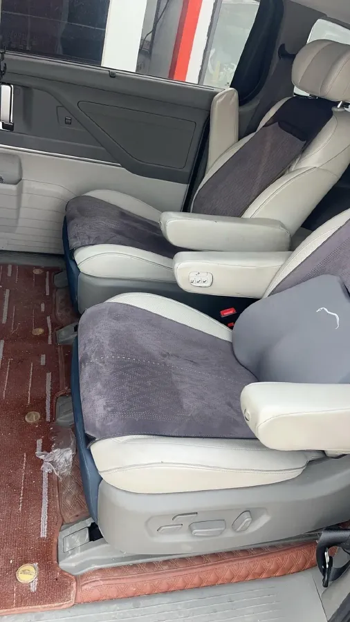 2021 Hyundai Custo 2.0T 236HP L4 8AT,autocango,china used car exporter,china ev exporter,chinese used car exporter,chinese used ev exporter