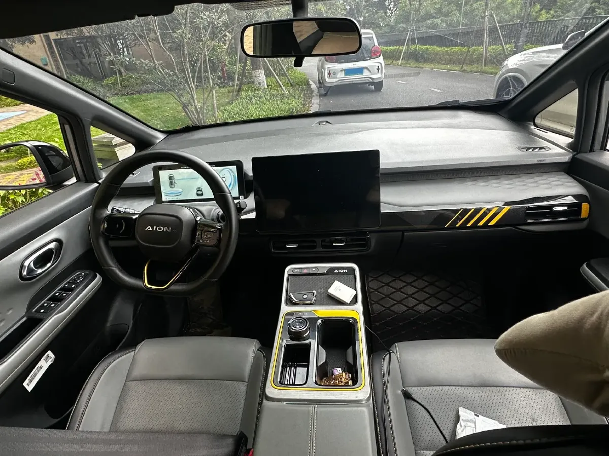 2022 Geely Okavango 1.8T 184HP L4 7DCT,autocango,china used car exporter,china ev exporter,chinese used car exporter,chinese used ev exporter