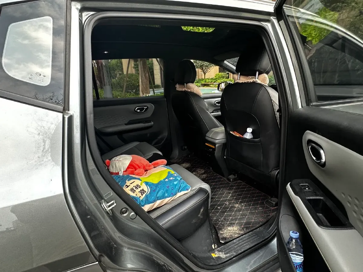 2022 Geely Okavango 1.8T 184HP L4 7DCT,autocango,china used car exporter,china ev exporter,chinese used car exporter,chinese used ev exporter