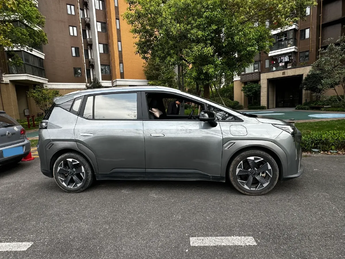 2022 Geely Okavango 1.8T 184HP L4 7DCT,autocango,china used car exporter,china ev exporter,chinese used car exporter,chinese used ev exporter