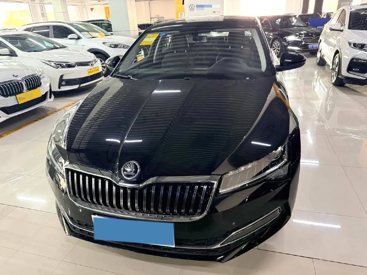 2024 Skoda Superb 1.4T 150HP L4 7DCT,autocango,china used car exporter,china ev exporter,chinese used car exporter,chinese used ev exporter