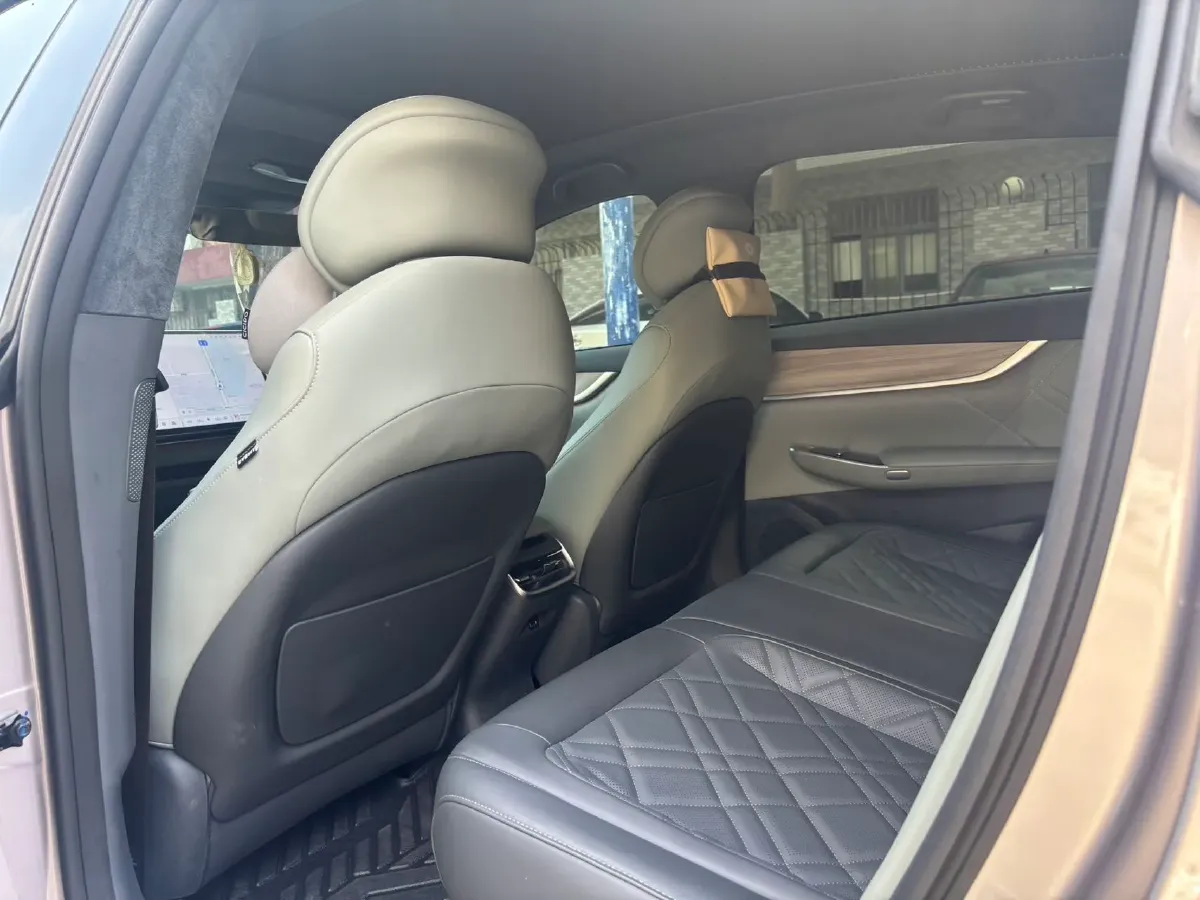 2023 ChangAn QiYuan A07 1.5L 95HP L4 REEV 28.4KWH,autocango,china used car exporter,china ev exporter,chinese used car exporter,chinese used ev exporter