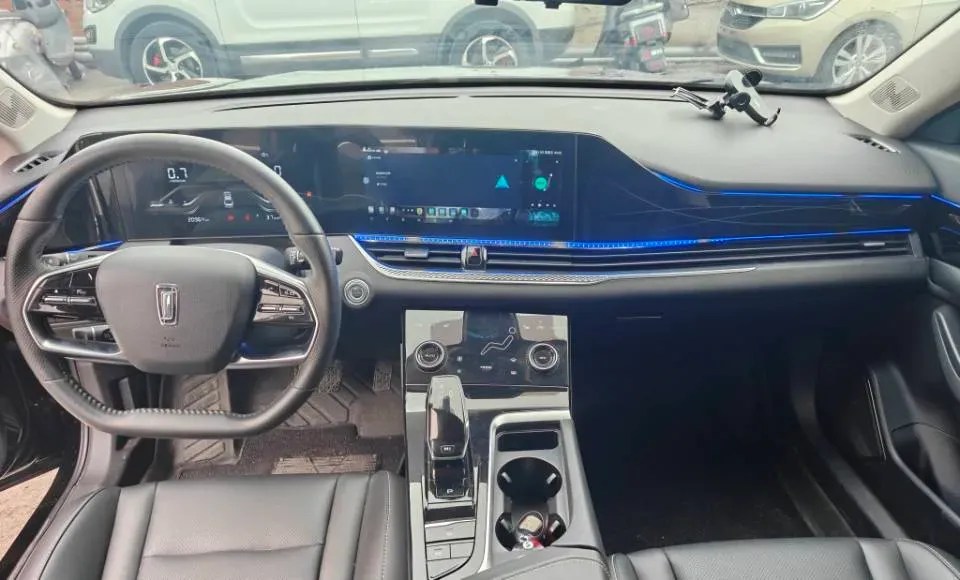 2023 Bestune B70 1.5T 169HP L4 7DCT,autocango,china used car exporter,china ev exporter,chinese used car exporter,chinese used ev exporter