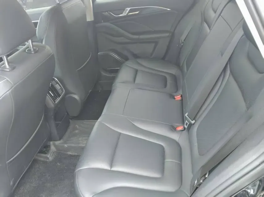 2023 Bestune B70 1.5T 169HP L4 7DCT,autocango,china used car exporter,china ev exporter,chinese used car exporter,chinese used ev exporter