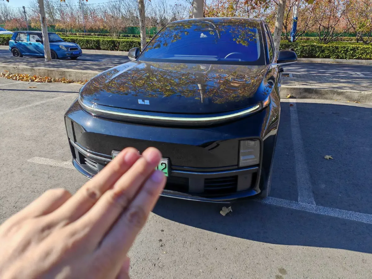 2023 Li L7 Range Extended 154HP REEV 40.9KWH,autocango,china used car exporter,china ev exporter,chinese used car exporter,chinese used ev exporter