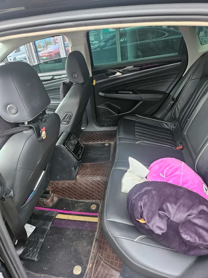 2023 Volkswagen Passat 2.0T 186HP L4 7DCT,autocango,china used car exporter,china ev exporter,chinese used car exporter,chinese used ev exporter