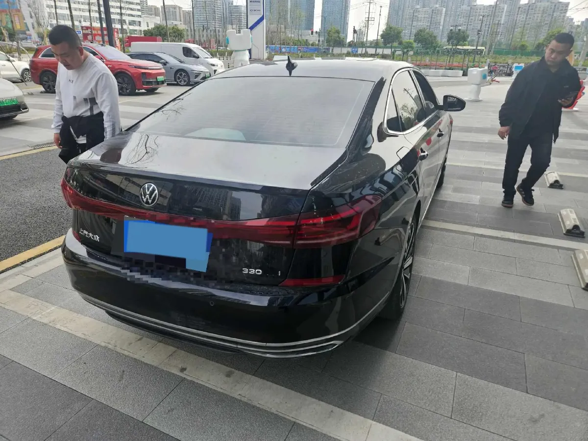 2023 Volkswagen Passat 2.0T 186HP L4 7DCT,autocango,china used car exporter,china ev exporter,chinese used car exporter,chinese used ev exporter
