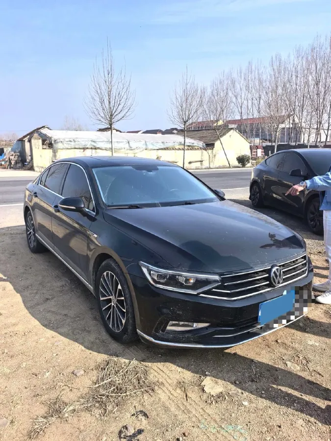 2020 Volkswagen Magotan 2.0T 186HP L4 7DCT,autocango,china used car exporter,china ev exporter,chinese used car exporter,chinese used ev exporter