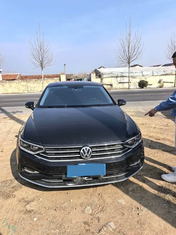 2020 Volkswagen Magotan 2.0T 186HP L4 7DCT,autocango,china used car exporter,china ev exporter,chinese used car exporter,chinese used ev exporter