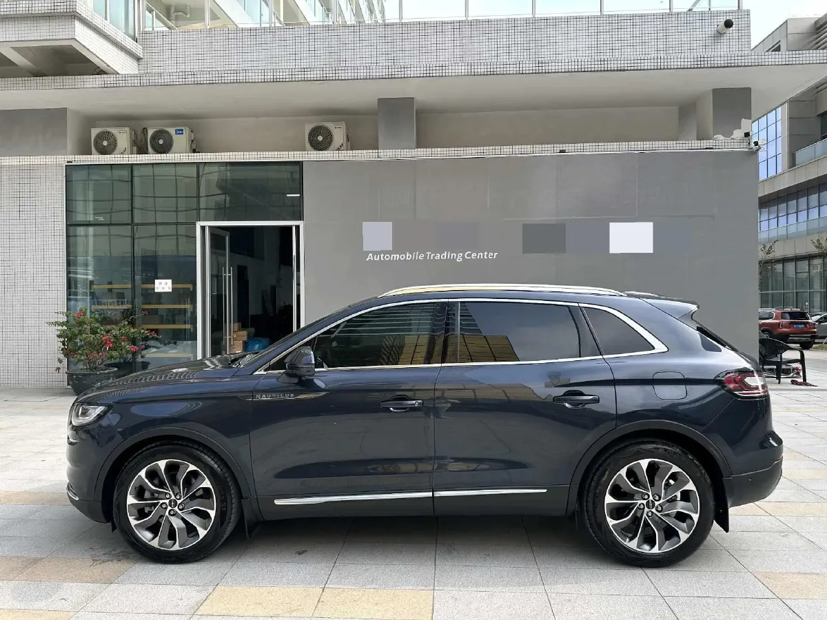 2021 Lincoln Nautilus 2.0T 245HP L4 8AT,autocango,china used car exporter,china ev exporter,chinese used car exporter,chinese used ev exporter