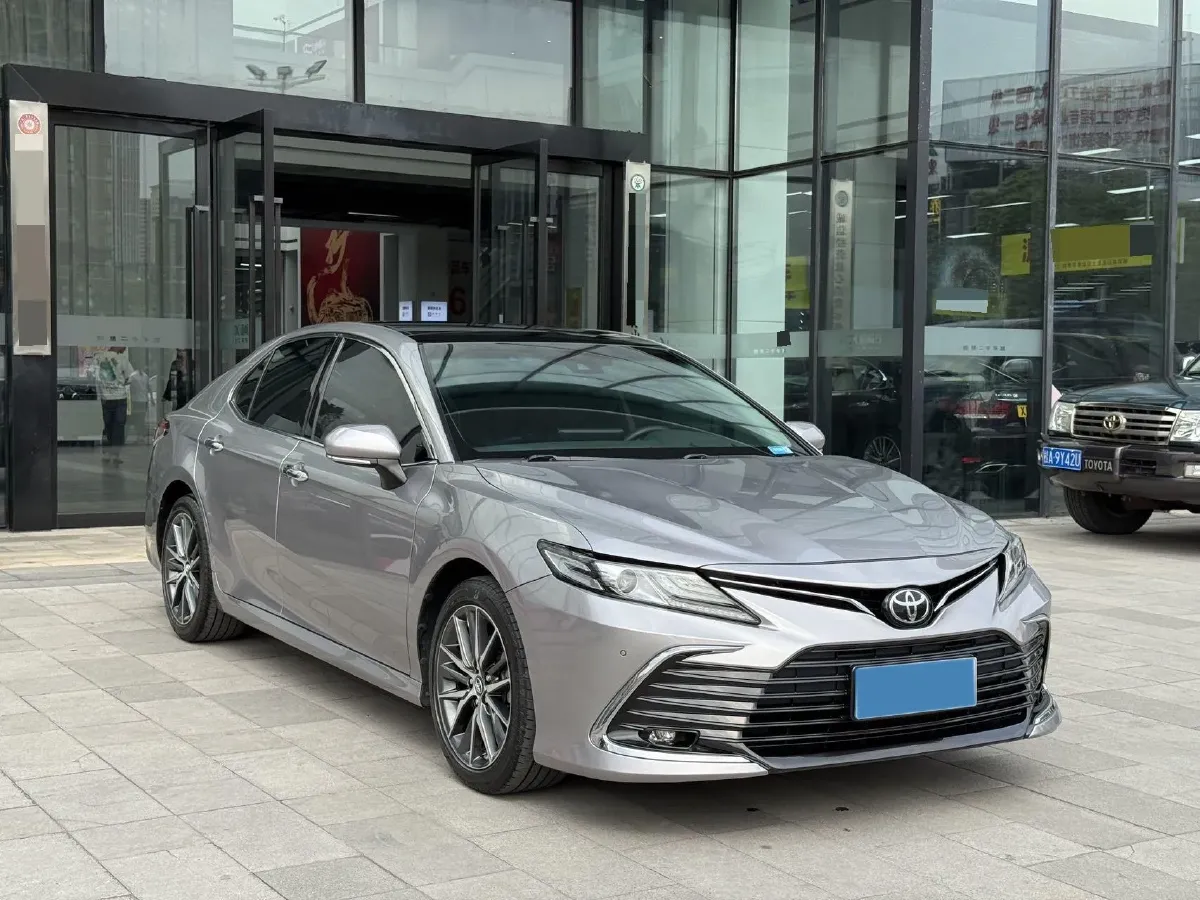2021 Toyota Camry 2.5L 209HP L4 8AT,autocango,china used car exporter,china ev exporter,chinese used car exporter,chinese used ev exporter