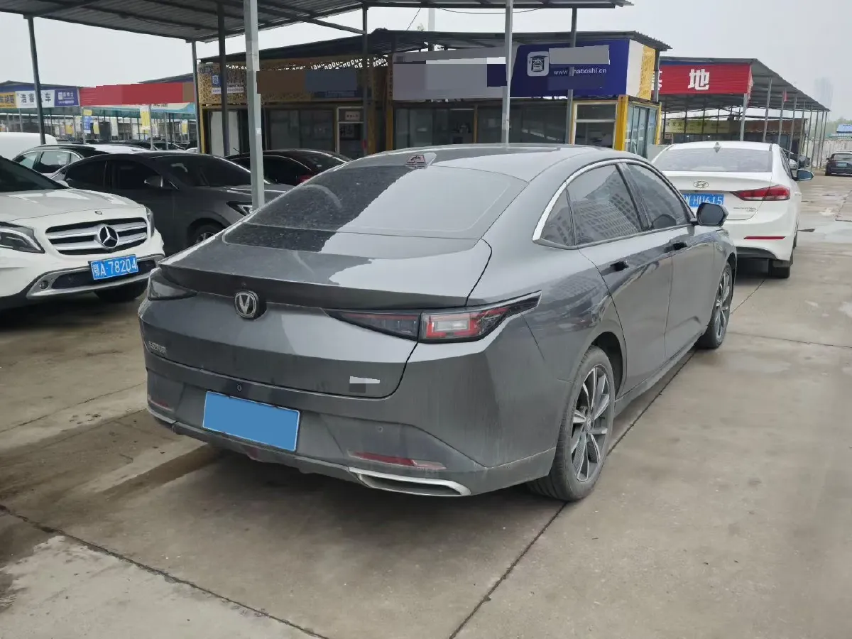 2023 ChangAn Oshan Z6 1.5T 188HP L4 7DCT,autocango,china used car exporter,china ev exporter,chinese used car exporter,chinese used ev exporter