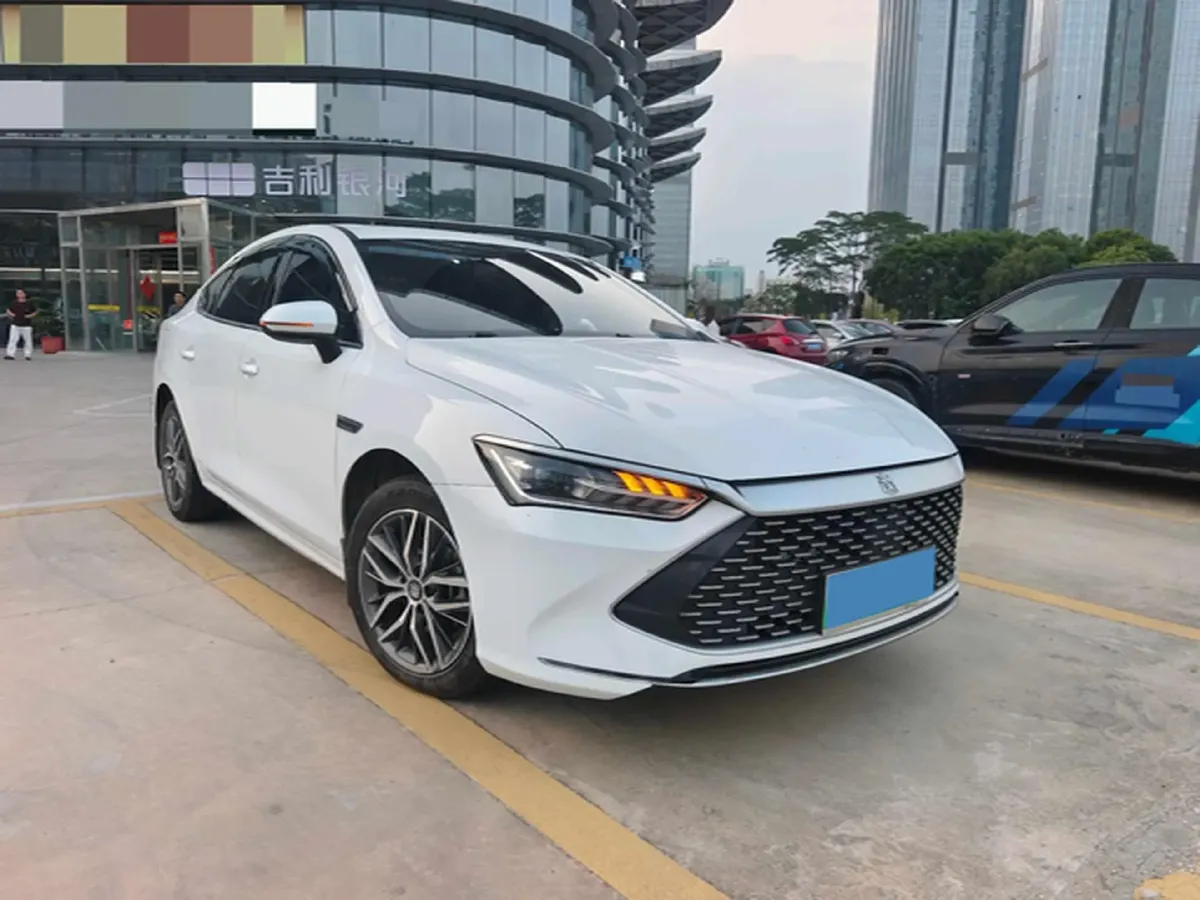 2021 Haval F7 1.5T 169HP L4 7DCT,autocango,china used car exporter,china ev exporter,chinese used car exporter,chinese used ev exporter