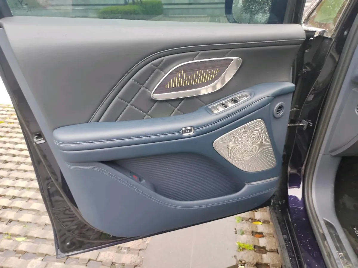 2026 Voyah Dream 1.5T 150HP L4 PHEV,autocango,china used car exporter,china ev exporter,chinese used car exporter,chinese used ev exporter